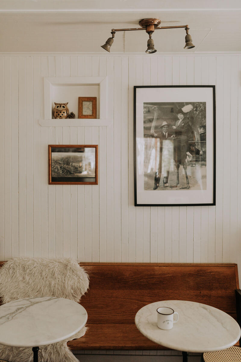 Espace Café - Les Conifères - Gîte, Café et Boutique à Saint-Adolphe-d&#39;Howard, Québec