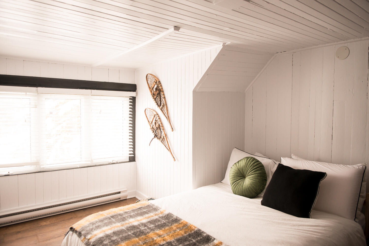 Les Conifères - Gîte, Café et Boutique à Saint-Adolphe-d'Howard, Québec